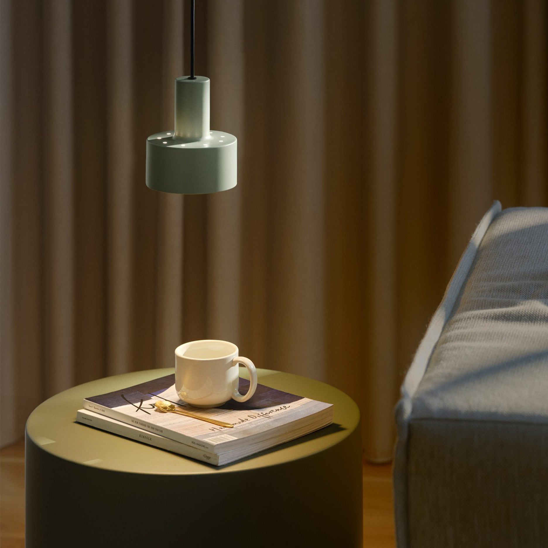 Matis pendel støvet grøn